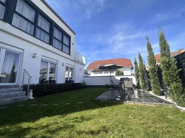 Immobilie in Lorsch - Raumwunder - solides & gepflegtes 2 Familienhaus - Bild 1