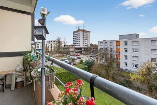 Immobilie in Karlsruhe - Clever investieren in Karlsruhe – vermietete 1-Zimmer-Wohnung mit Balkon & Stellplatz - Bild 0