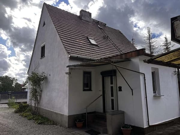 Immobilie in Lauta - Einfamilienhaus mit schönen großen Garten am Wald Nähe Lausitzer Seenland - Bild 4