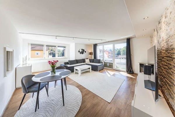 Immobilie in Sonthofen - 4-Zimmer-Wohnung mit Aufzug und Südbalkon in zentraler Lage - Bild 0