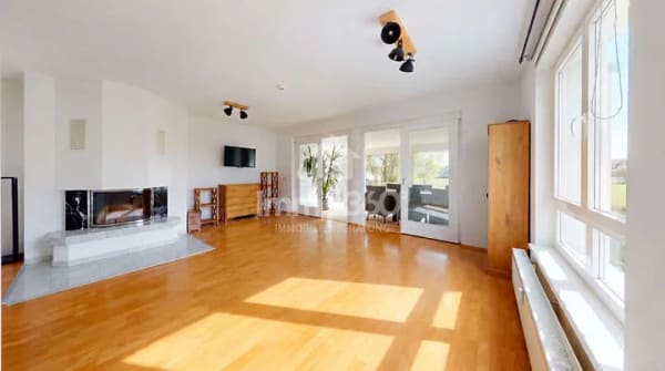Immobilie in Nuthetal - Bezugsfreie Maisonettewohnung über drei Etagen mit Wintergarten und Südbalkon - Bild 1
