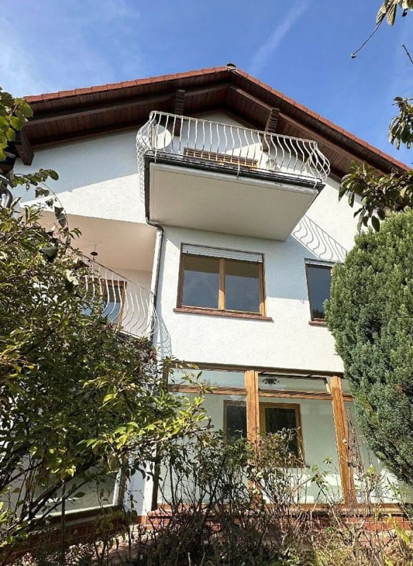 Immobilie in Johannesberg - Kein Haus von der Stange, sondern ein Liebhaberstück - Bild 3