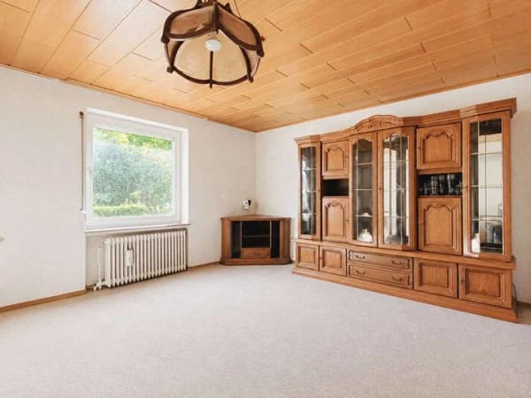Immobilie in Elze - Elze-Hanlah: Großzügiges Einfamilienhaus mit 159 m² – viel Platz, 2 Terrassen, jede Menge Potential - Bild 2