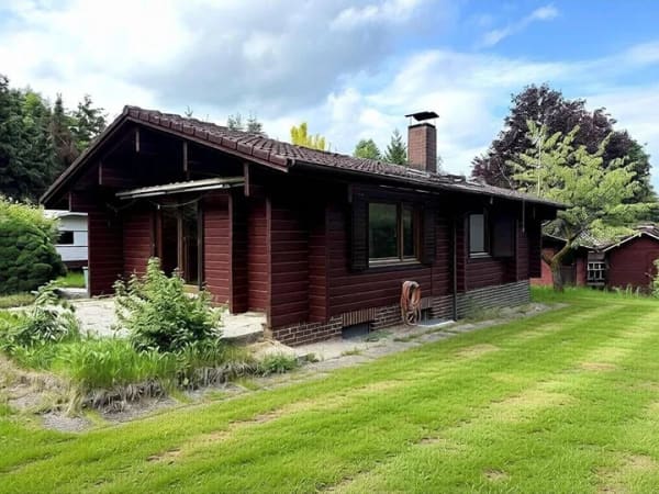 Immobilie in Bleckede - Ferienhaus im Grünen, mit großem Garten und Kachelofen bei Bleckede - Bild 0