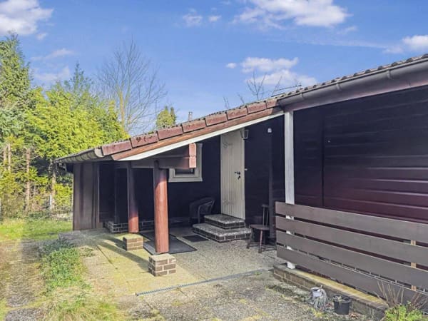 Immobilie in Bleckede - Ferienhaus im Grünen, mit großem Garten und Kachelofen bei Bleckede - Bild 2