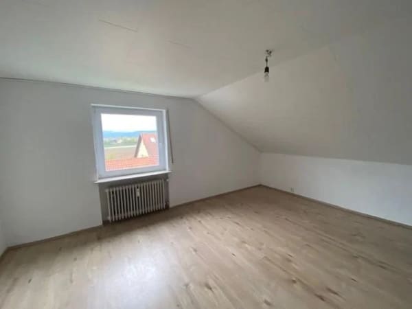 Immobilie in Regenstauf - Dachgeschosswohnung in Regenstauf - Bild 3