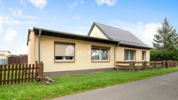 Immobilie in Baruth/Mark - Viel Platz für neue Wohnideen – Einfamilienhaus auf rund 1.200 Quadratmetern Grundstück - Bild 0