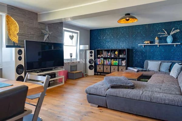 Immobilie in Dummerstorf - Landglück bei Rostock: Familienhaus mit Einliegerwohnung, Pool und Partyraum - Bild 2