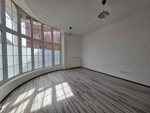 Immobilie in Gnoien - Zweifamilienhaus mit Büroeinheit in der Innenstadt von Gnoien - Bild 2