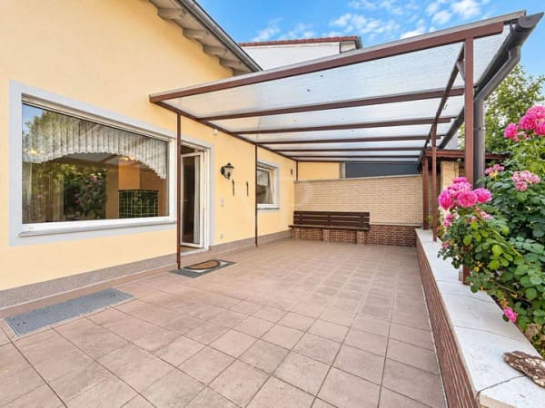 Immobilie in Kriftel - Einfamilienhaus oder Mehrgenerationenwohnen auf tollem Grundstück - Bild 1