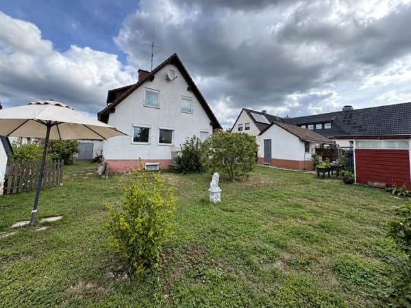 Immobilie in Alzenau - Zuhause ankommen! Charmante Doppelhaushälfte mit Garten & Terrasse - Bild 2