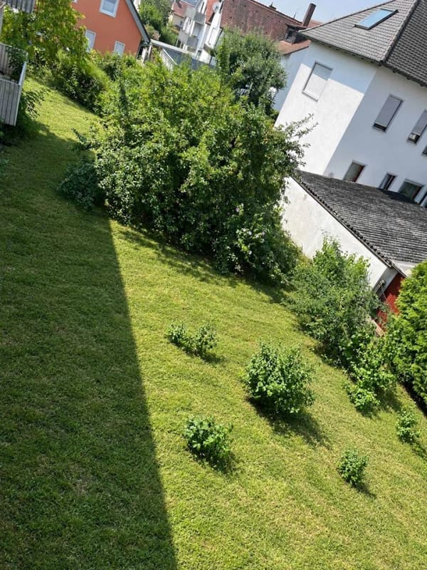 Immobilie in Herzogenaurach - Für Bauträger & Kapitalanleger: 4-FH auf über 1.000 m² - Neubauoption mit 8 WE genehmigt - Bild 4