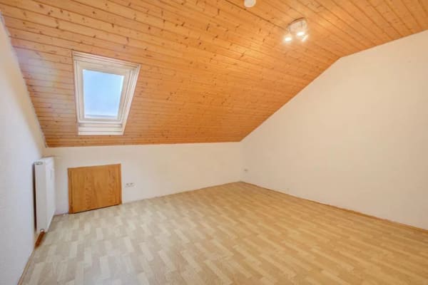 Immobilie in Erdweg - Dachgeschosswohnung in Erdweg - Bild 4