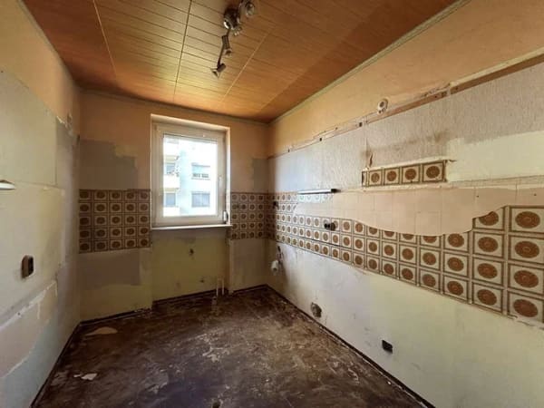 Immobilie in Herzogenaurach - Wohnung mit viel Gestaltungspotential!...3 Zi.-ETW mit Garage in Herzogenaurach - Bild 3