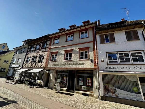 Immobilie in Markdorf - Individuelle 3-Zimmer-DG-Stadtwohnung in historischem, denkmalgeschützen Gebäude - Bild 3