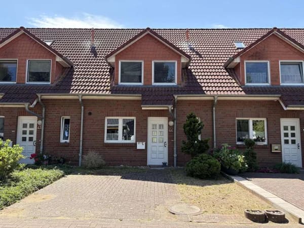 Immobilie in Rastow - Charmantes Reihenmittelhaus mit Garten – viel Platz für die Familie - Bild 0