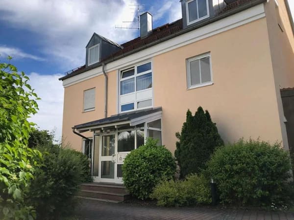 Immobilie in Eching - 2‑Zimmer‑Wohnung mit Terrasse und Garten in Eching - Kapitalanlage oder später selbst einziehen - Bild 0