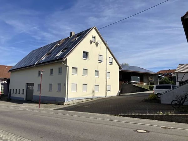 Immobilie in Allmannsweiler - Für Investoren: Gepflegtes Mehrfamilienhaus mit attraktiven Lagerflächen - Bild 2