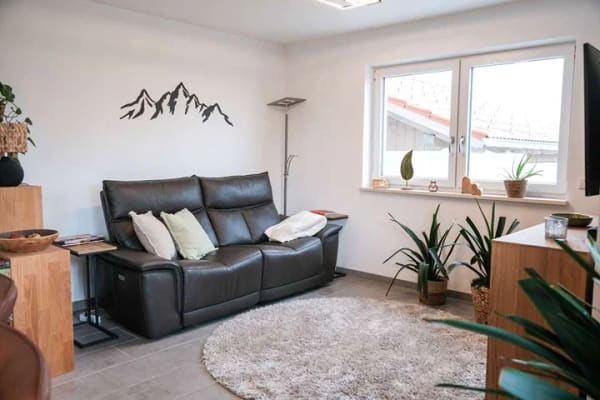 Immobilie in Rimsting - Hochwertige 4-Zimmer-Gartenwohnung mit traumhaftem Chiemsee- und Bergblick - Bild 4
