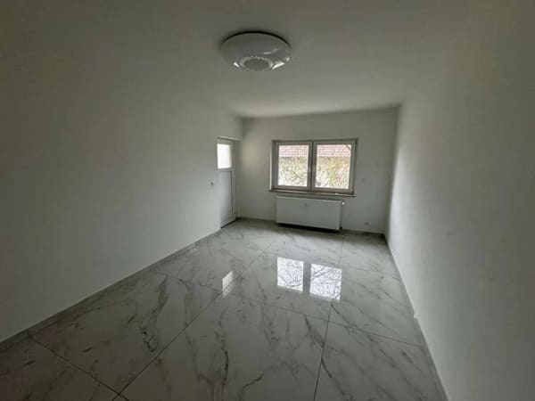 Immobilie in Lollar - Modernisiertes Zweifamilienhaus mit Einliegerwohnung in gefragter Wohnlage von Lollar - Bild 3