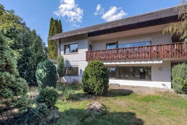 Immobilie in Adelmannsfelden - GROSSZÜGIGES MEHRGENERATIONENHAUS MIT CA. 370 m² WOHNFLÄCHE, GROSSEM GARTEN & DOPPELGARAGE - Bild 4