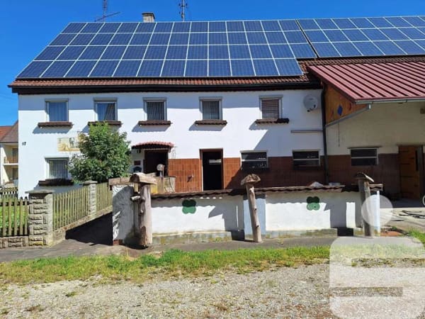 Immobilie in Weißenhorn - Historisches Bauernhaus bietet vielfältige Möglichkeiten! - Bild 0