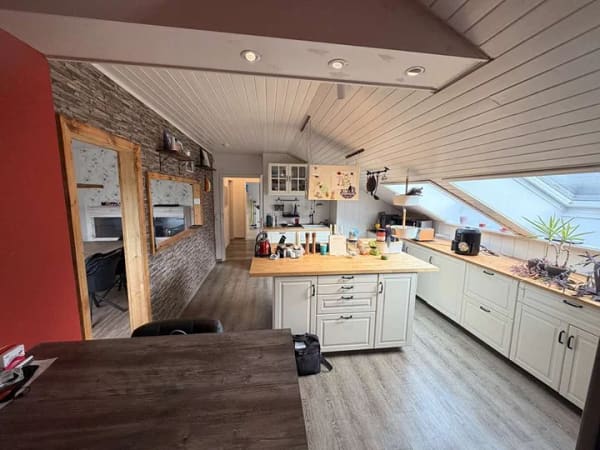 Immobilie in Furtwangen im Schwarzwald - MEGA-CHANCE! AIRBNB FERIENWOHNUNG Ü15.000€ p.a. oder EIGENNUTZUNG/KAPITALANLAGE: Südloggia, EBK & TG - Bild 0