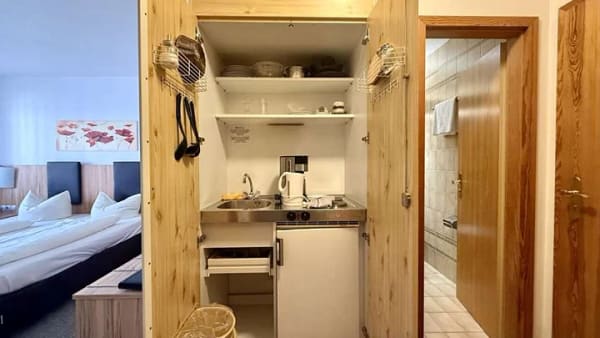 Immobilie in Inzell - Ein Stück Chiemgau für sich – Attraktives Ferienapartment im 1. Obergeschoss - Bild 2