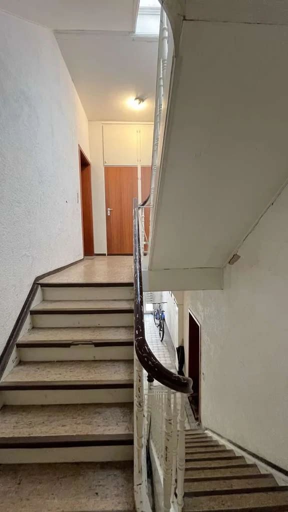 Immobilie in Bergisch Gladbach - Attraktives Anlageobjekt in Bergisch Gladbach – 5 Wohneinheiten, Garten & Entwicklungspotenzial - Bild 2