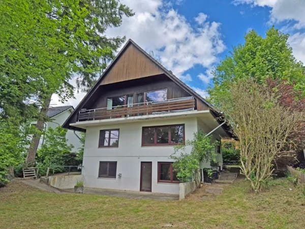Immobilie in Bendestorf - Ein- oder Zweifamilienhaus in schöner, zentraler Ortslage - Bild 0