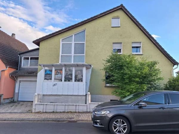 Immobilie in Wölfersheim - von Privat - Großes Einfamilienhaus/Zweifamilienhaus mit Garten, Terrassen und Wintergarten - Bild 0