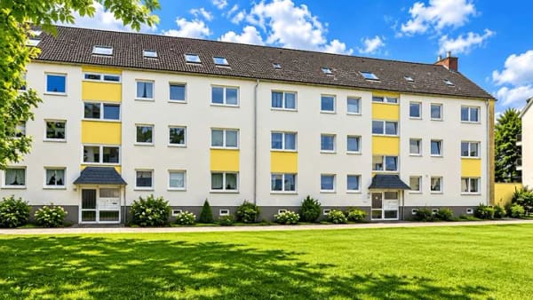 Immobilie in Schwanewede - Schwanewede / Modernisierte 3-Zimmer-Wohnung mit Sonnenbalkon in ruhiger Lage. - Bild 0