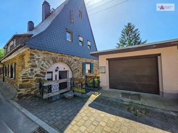 Immobilie in Schwarzenberg/Erzgebirge - Ihr neues Zuhause in Neuwelt - Einfamilienhaus mit Charakter im Grünen - Bild 0