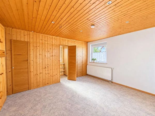 Immobilie in Vöhringen - ***Wohnhaus mit Optionen in Vöhringen*** - Bild 3
