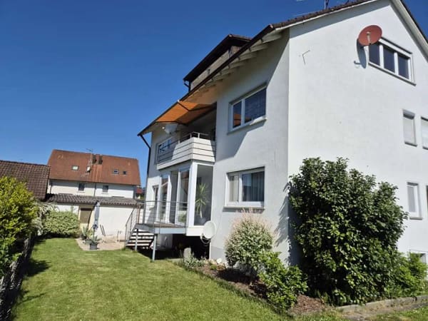 Immobilie in Fronreute - 4,5-Zimmer-Wohnung mit Garten und Werkstatt in Fronreute - Bild 0