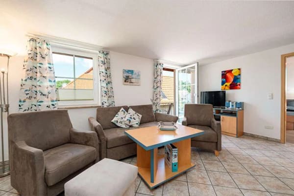 Immobilie in Baabe - Geräumige 2-Zimmer-Wohnung mit Balkon in Baabe auf der Insel Rügen - Bild 2