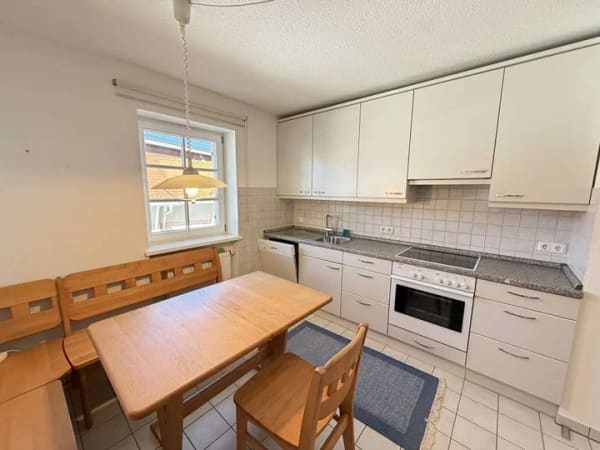 Immobilie in Wertach - Helle 3-Zimmer-Wohnung mit Balkon und Blick ins Grüne - Bild 4