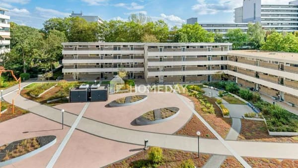 Immobilie in Kerpen - Großzügige 4-Zimmer-Wohnung mit 7% Brutto-Rendite, 100 m² Wohnfläche, Loggia und EBK - Bild 1