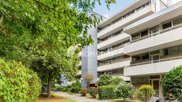 Immobilie in Kerpen - Großzügige 4-Zimmer-Wohnung mit 7% Brutto-Rendite, 100 m² Wohnfläche, Loggia und EBK - Bild 3