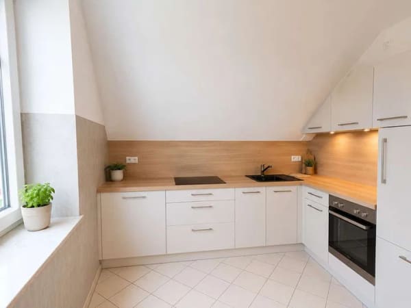 Immobilie in Weinböhla - Renovierte Maisonettewohnung mit Stellplatz und Klimaanlage - Bild 4