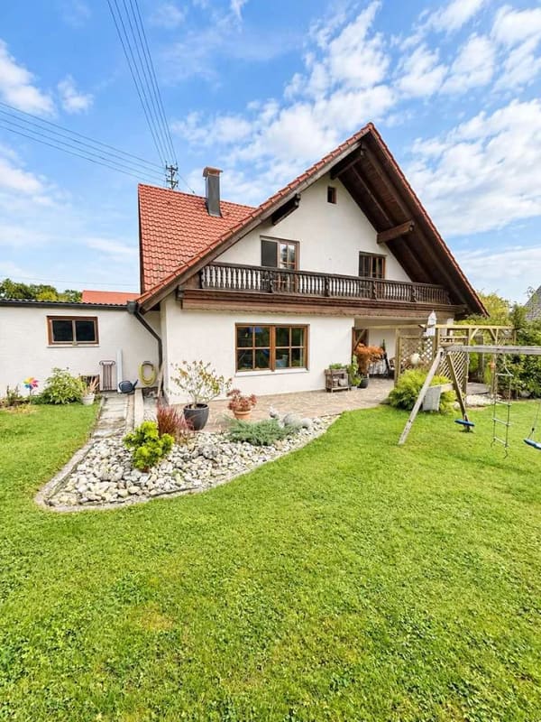 Immobilie in Aindling - Familientraum in Aindling – Großzügiges Einfamilienhaus mit wunderschönem Garten - Bild 0