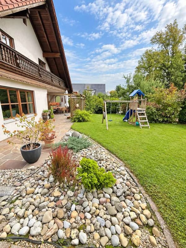 Immobilie in Aindling - Familientraum in Aindling – Großzügiges Einfamilienhaus mit wunderschönem Garten - Bild 1