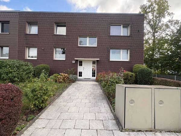 Immobilie in Dortmund - Gepflegtes Vierfamilienhaus mit großem Garten in Dortmund Hombruch - Bild 2