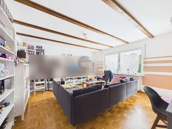 Immobilie in Neustadt am Rübenberge - Mehrfamilienhaus – 3 vermietete Wohnungen – Heizung & Elektrik 2021 – Doppelgarage - Bild 2