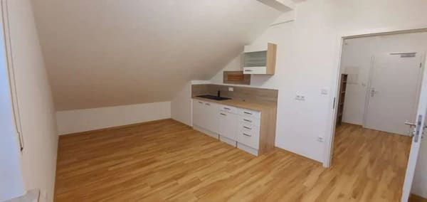 Immobilie in Ernsgaden - Der perfekte Start ins Eigentum - Dachgeschosswohnung mit Stellplatz  - Bild 2