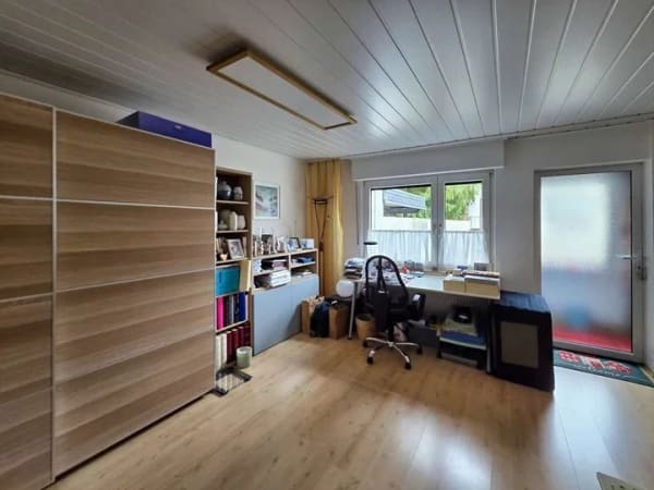 Immobilie in Leverkusen - Mehrfamilienhaus im Herzen von Leverkusen Rheindorf mit Potenzial - Bild 3