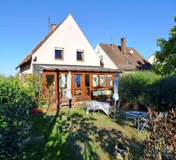 Immobilie in Höheinöd - Charmantes Haus mit bezauberndem Garten - Bild 0