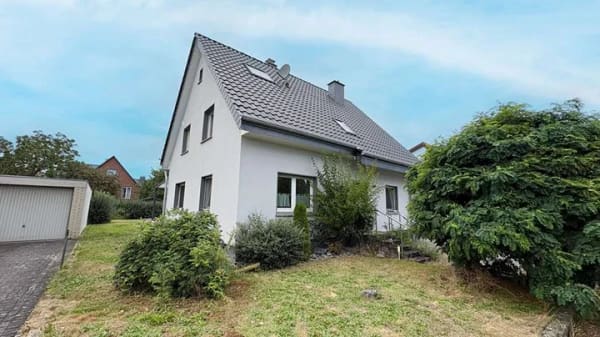 Immobilie in Lippetal - Einfamilienhaus in ruhiger Sackgassenlage und großem Garten - Bild 0