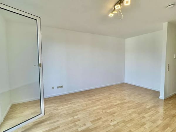 Immobilie in Weil am Rhein - Ideal für Pendler, Studenten oder Singles: 1-Zimmer-Apartment sehr zentral in Weil-Friedlingen - Bild 3