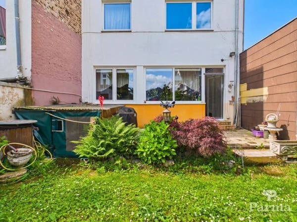 Immobilie in Düren - Gepflegtes Mehrfamilienhaus als Kapitalanlage in Düren-Stadt - Bild 1